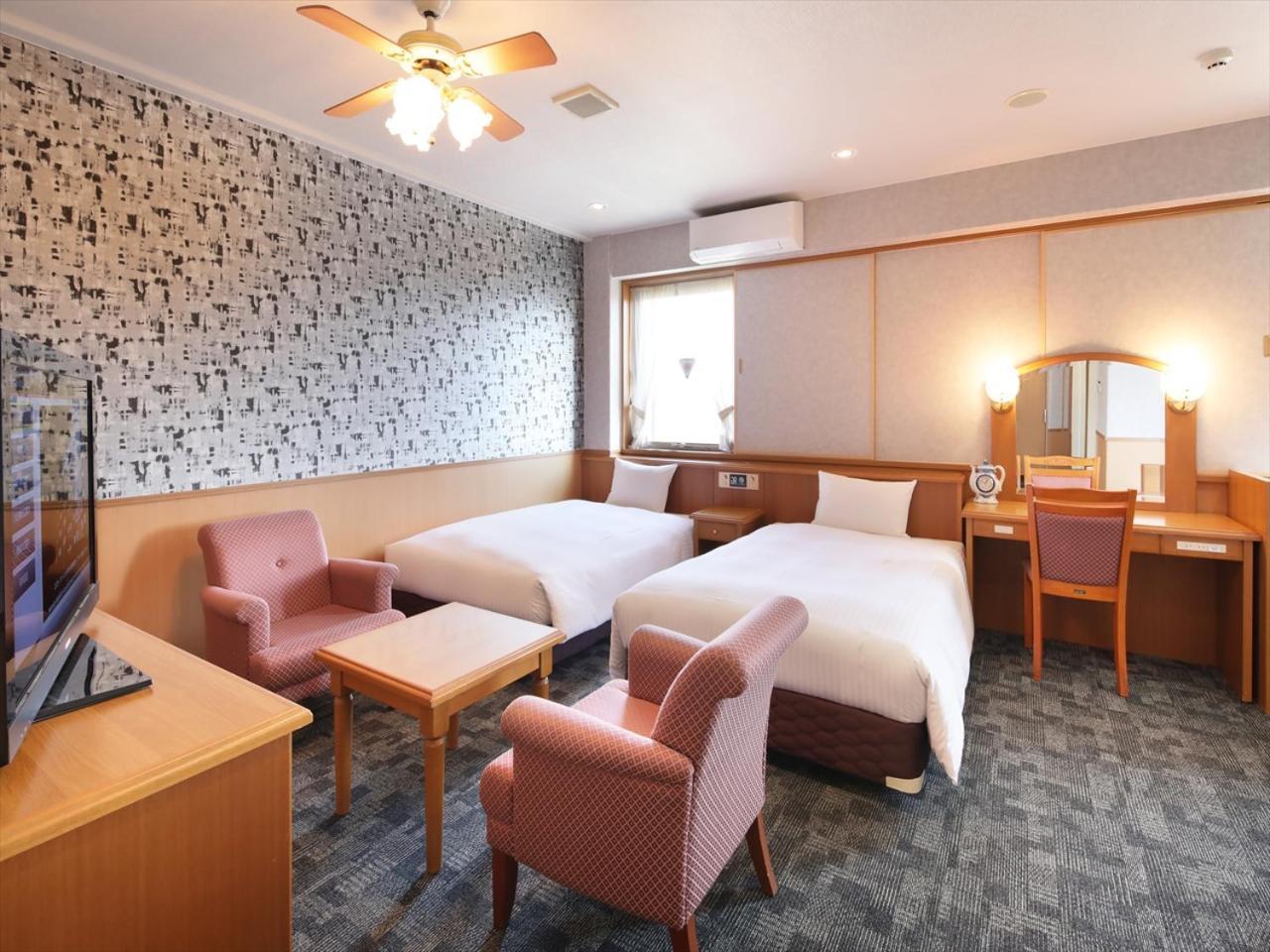 Green Rich Hotel Aso Kumamoto Airport Екстериор снимка